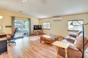 Rumah (2 Bedrooms) | Interior
