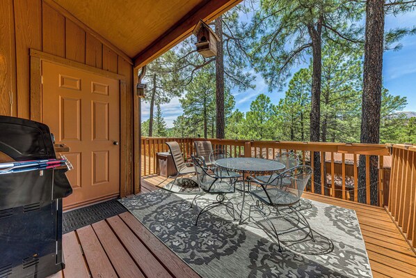Interior - 15 Mi to Ski Apache: Getaway w/ Balcony in Ruidoso (Ruidoso)
