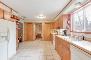 Talo (4 Bedrooms) | Sisätilat