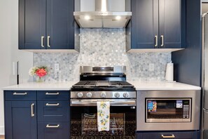 Apartment (3 Bedrooms) | Interior - Walk to Parks: Dog-friendly Gem in Indianapolis! (Indianapolis)