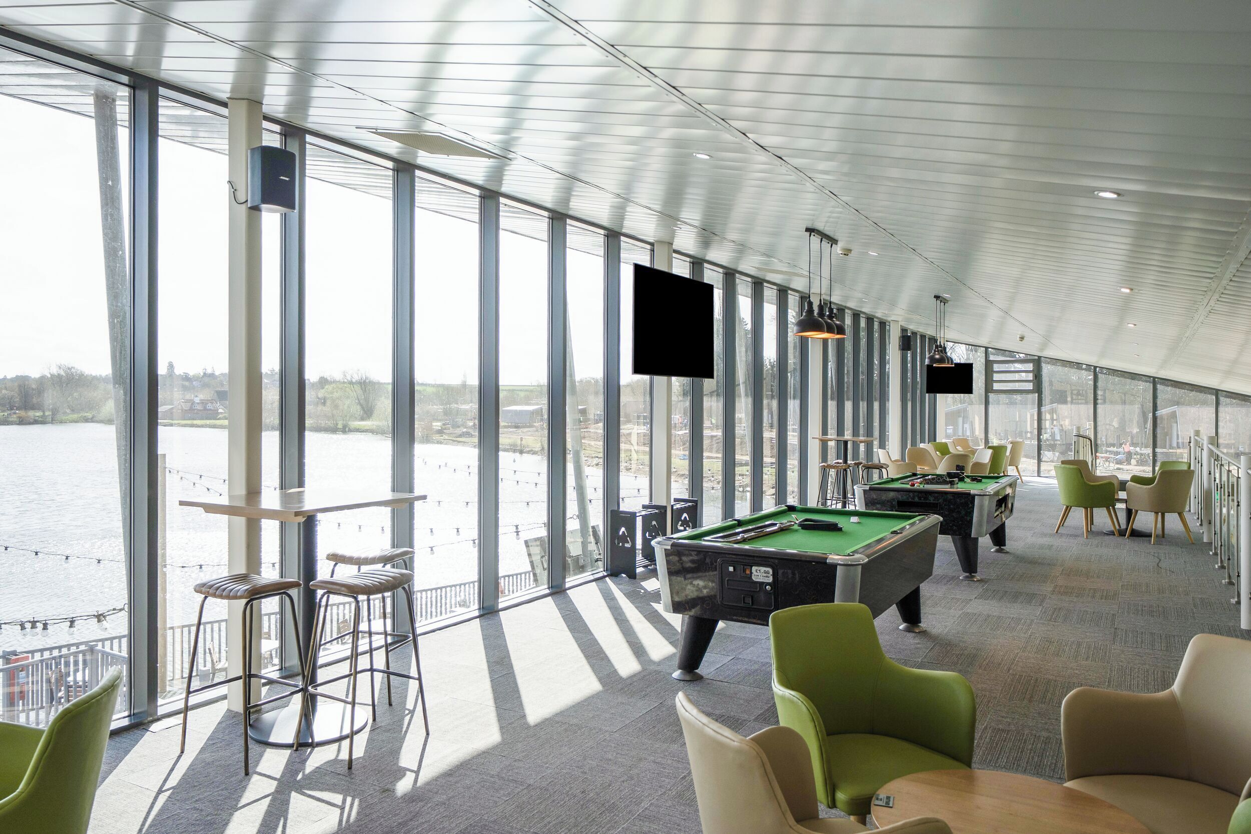 كوخ | المنشأة من الداخل