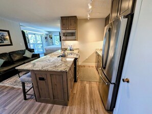 Interior - Stylish Studio Mountain Escape/Trails, Bike Paths (Keystone)