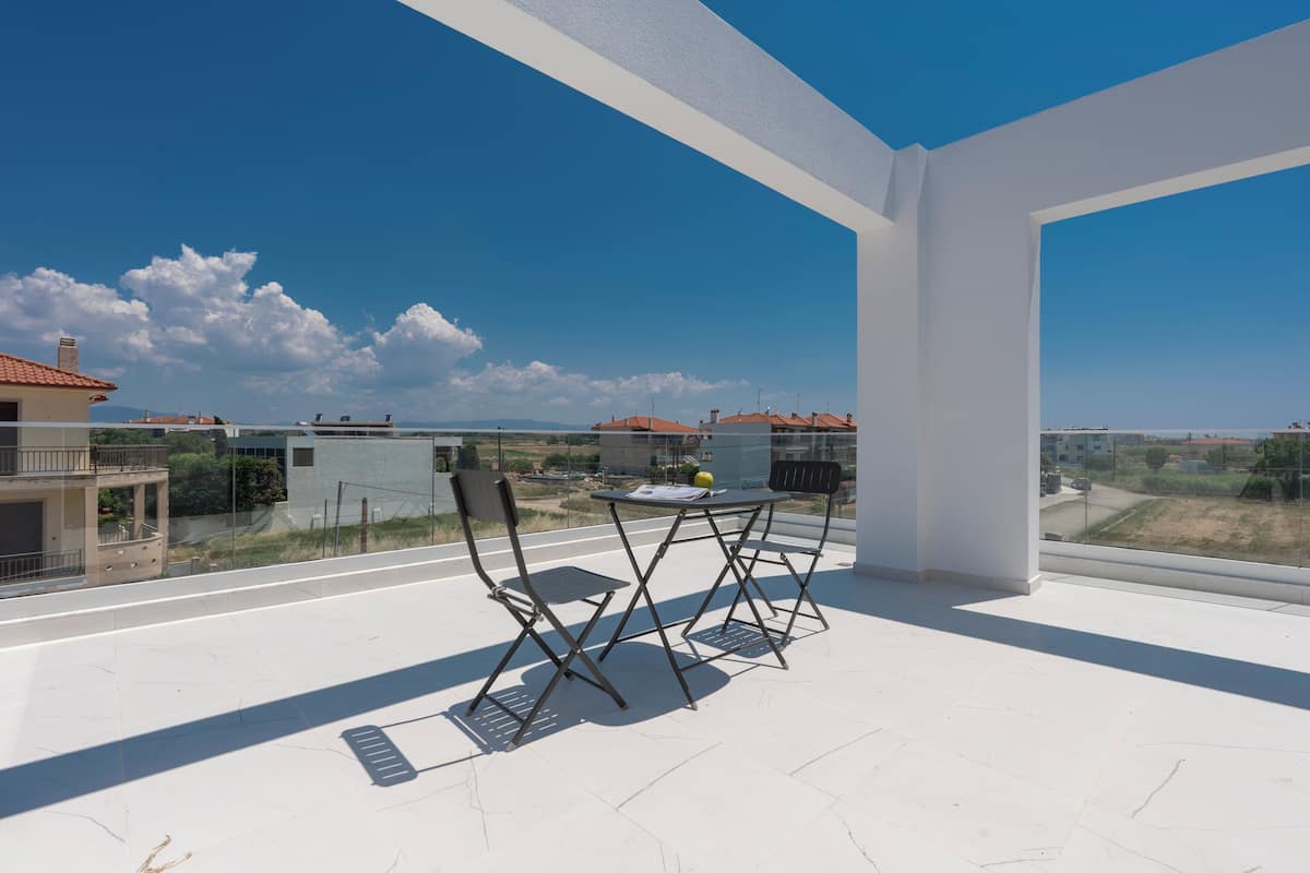 Two Story Suite with One Bedroom | Terrace/patio