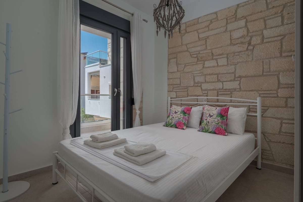 2 Level Suite | 1 bedroom, free WiFi