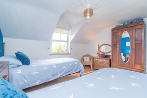 3 slaapkamers, reisbedje, wifi, beddengoed