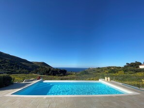 Alberca al aire libre 