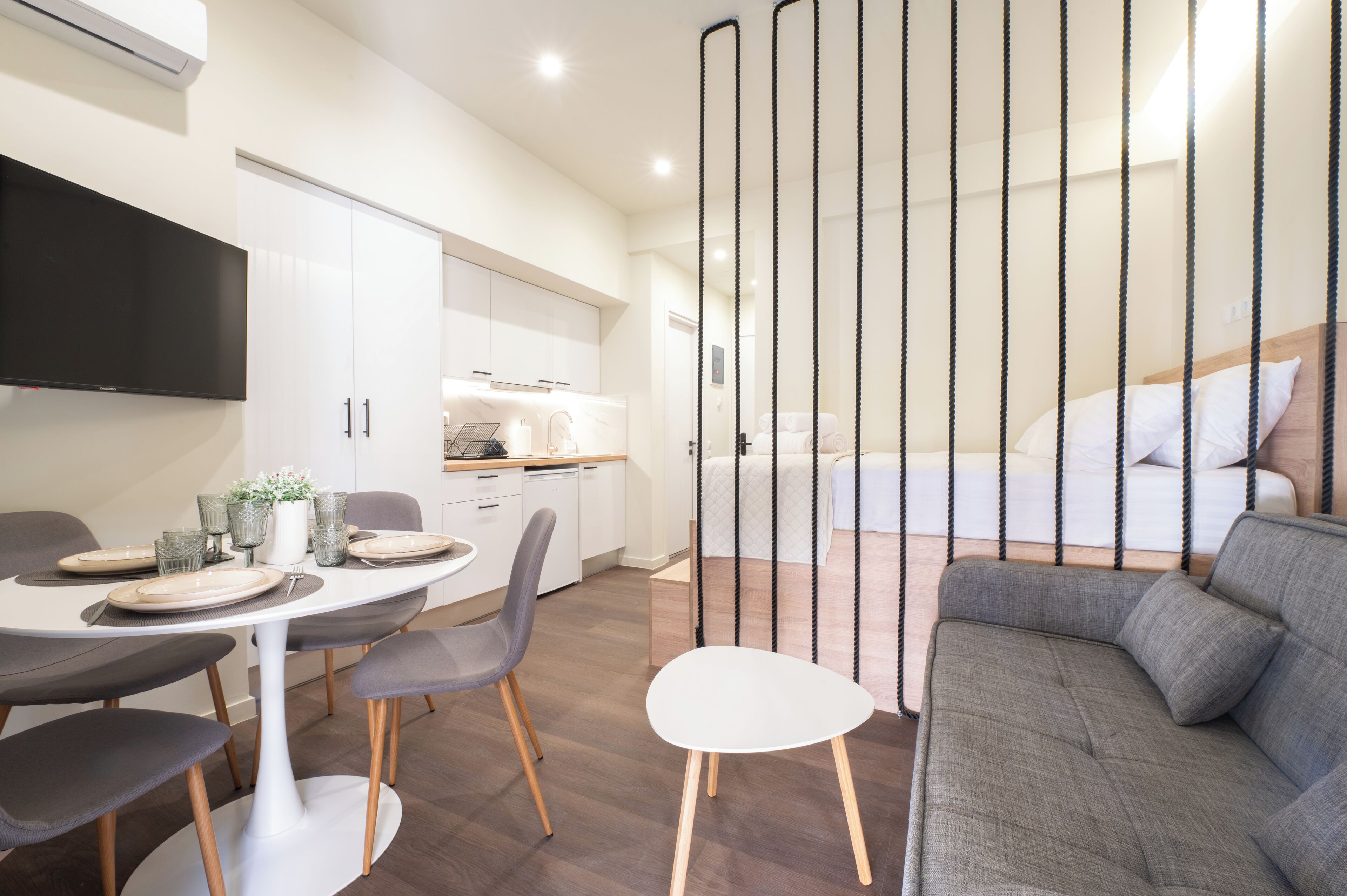 المنشأة من الداخل