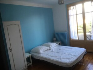 2 chambres, fer et planche à repasser, Wi-Fi