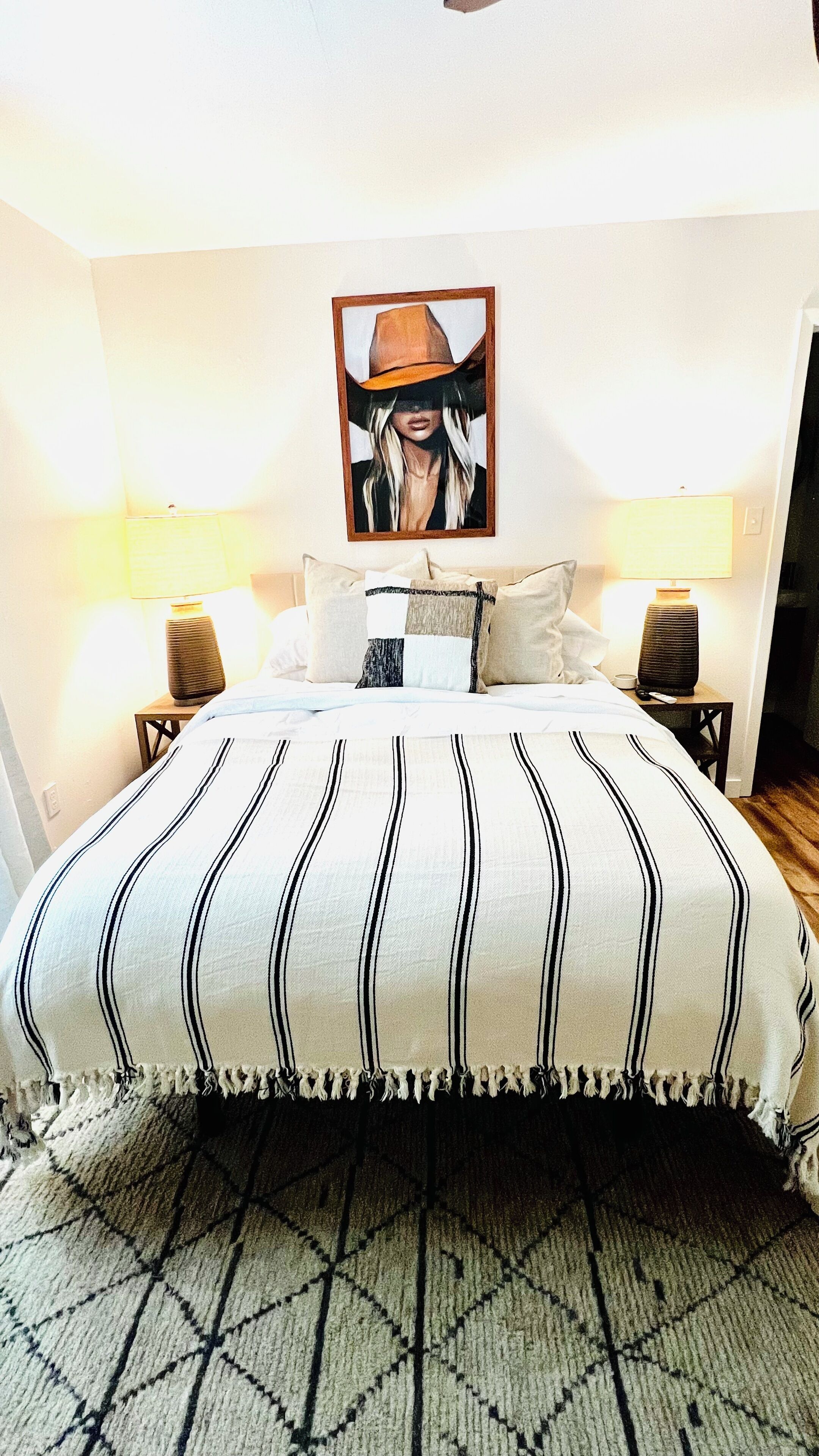 3 chambres, fer et planche à repasser, Wi-Fi gratuit, draps fournis