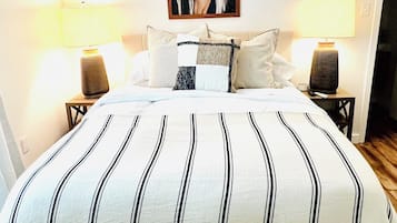 3 chambres, fer et planche Ă repasser, Wi-Fi gratuit, draps fournis