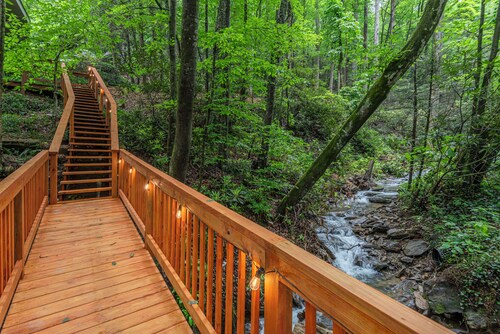 Rustic Maggie Valley 2 Bedroom Cabin And Private Creek