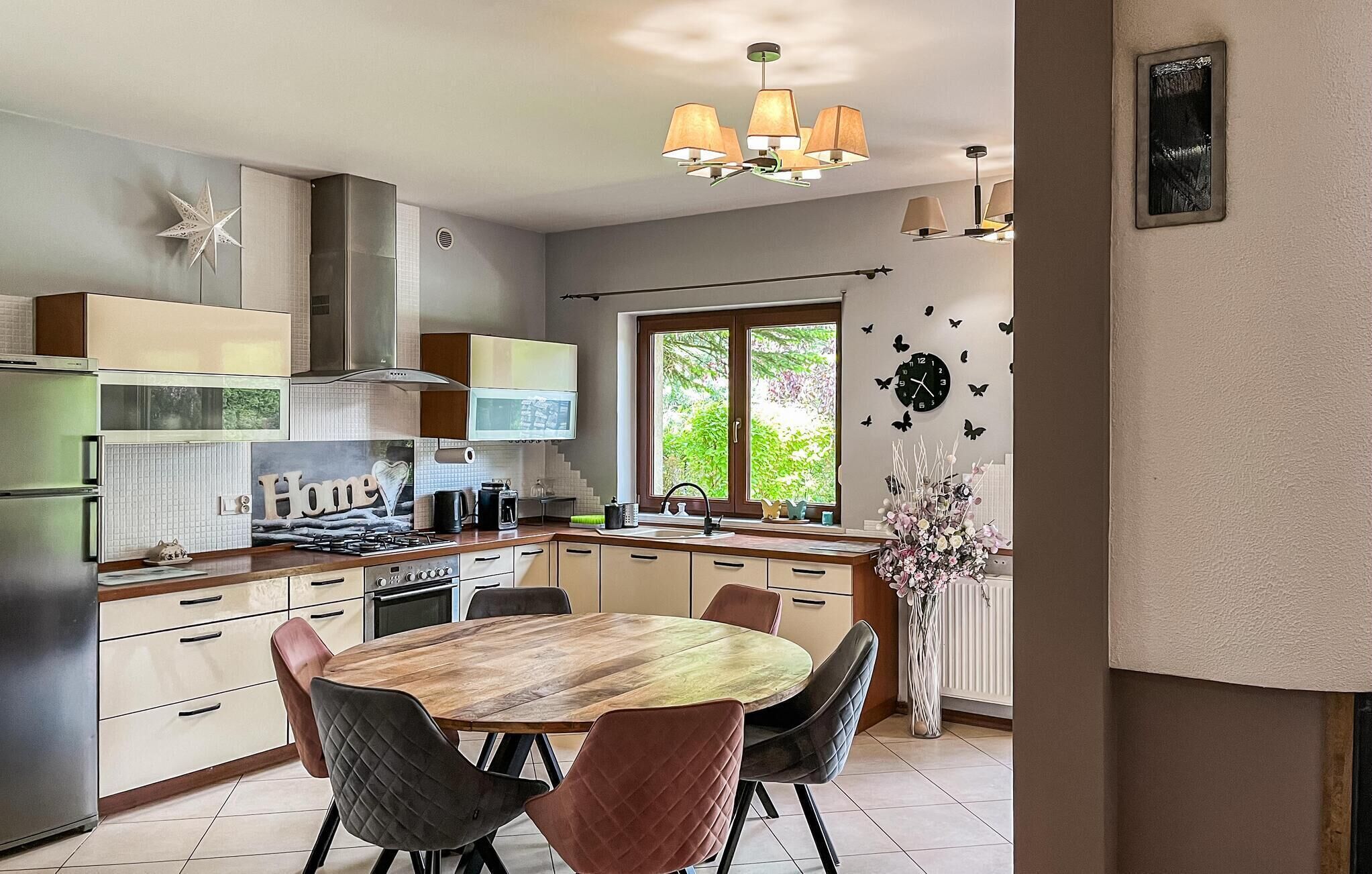 Køleskab, ovn, kogeplade, opvaskemaskine