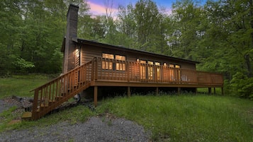 House, 3 Bedrooms | Exterior