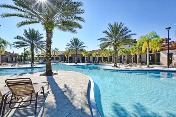 Townhouse, 5 kamar tidur | Kolam renang