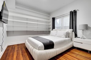 3 chambres, fer et planche à repasser, Wi-Fi, draps fournis
