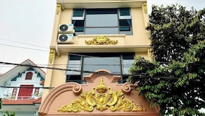 Bagian depan properti