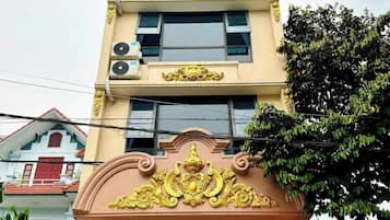Fachada de la propiedad