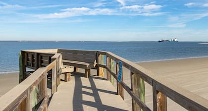 Tybee Palms | Stunning Views, Pool, Tennis