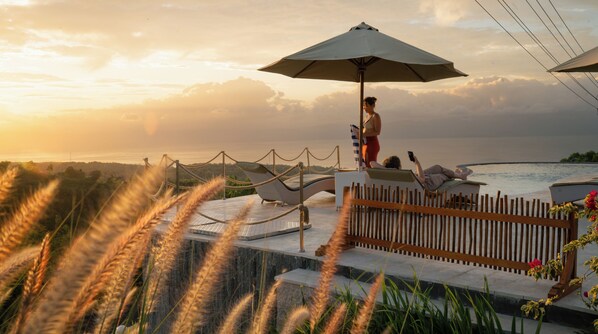 Outdoor pool - Samplangan Penida Resort (Penida Island)