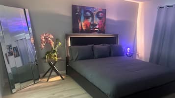 2 habitaciones, tabla de planchar con plancha, wifi y ropa de cama