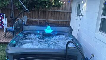 Bañera de hidromasaje exterior