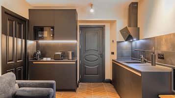 Luxury Apartment, 1 Bedroom | Private kitchen | Fridge, microwave, oven, coffee/tea maker