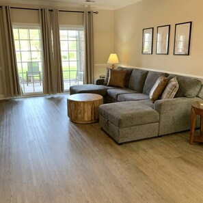 Smart TV, fireplace - Sunkissed Bliss at Myrtlewood Villas (Myrtle Beach)