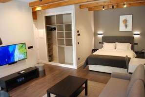 Literie de qualité supérieure, couette en duvet d'oie, bureau