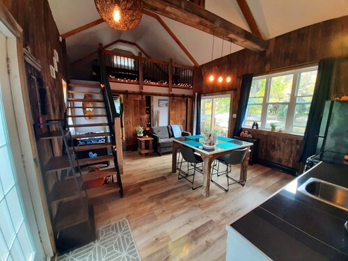 Le Héron Eco-Rustic Chalet with Waterfront Terrace and Spa
