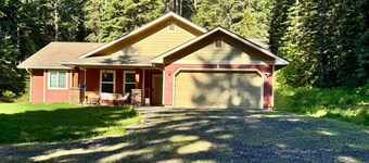 Hot Tub • Home Near Tamarack Resort & Lake Cascade