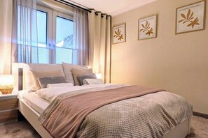 3 soverom, reiseseng for barn, wi-fi (inkludert) og sengetøy