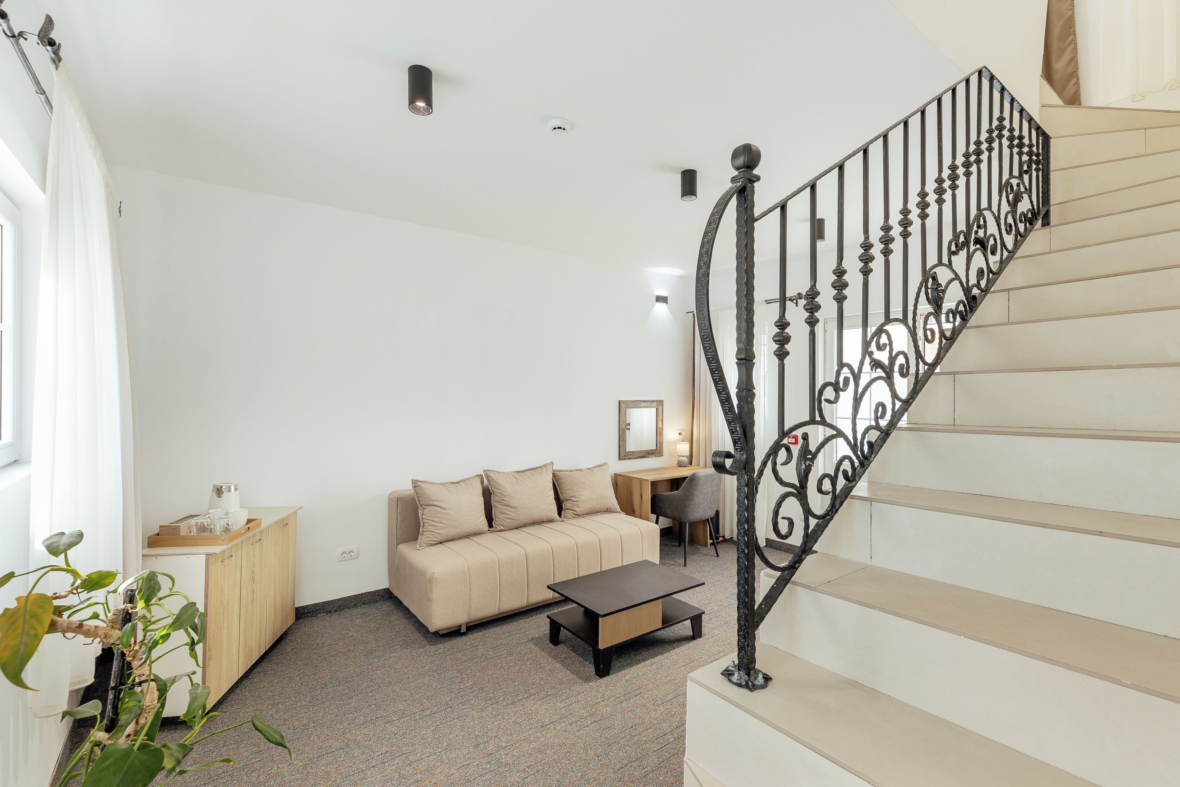 Superior-Suite | Wohnbereich | Smart-TV