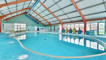 Cottage | Pool | Indoor pool, outdoor pool