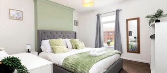 The Storybook Stay

Centrally located charming 2-Bed Terrace in Guisborough