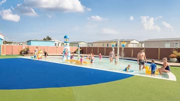 Cottage | Pool | Indoor pool, outdoor pool