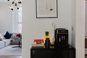 Miscellaneous - Camden Road Hotel (London)
