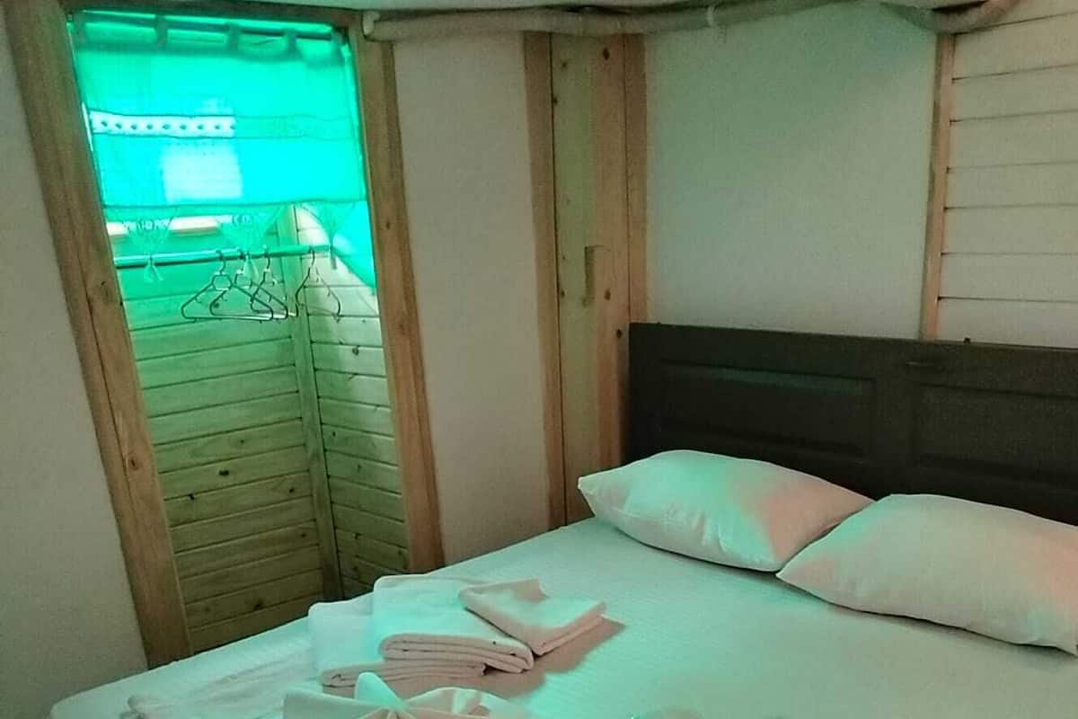 Economy Room | Free WiFi, bed sheets