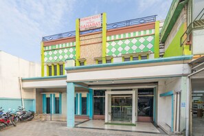 Front of property - SAHABAT Hotel Tangerang By Reccoma (Tangerang)
