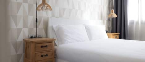 อพาร์ทเมนท์ (1 Bedroom) | 1 ห้องนอน, เตารีด/โต๊ะรีดผ้า, เปล/เตียงเด็กอ่อน (ฟรี), ผ้าปูที่นอน