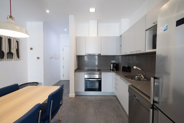 Private kitchen - Stay U-nique Apartments at Av. Republica Argentina (Barcelona)