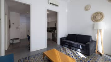 Apartment (1 Bedroom) | Living room | 35-inch TV with digital channels