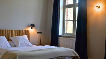 1 chambre, lit parapluie, Wi-Fi gratuit, draps fournis