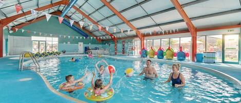 Piscine couverte, piscine extérieure