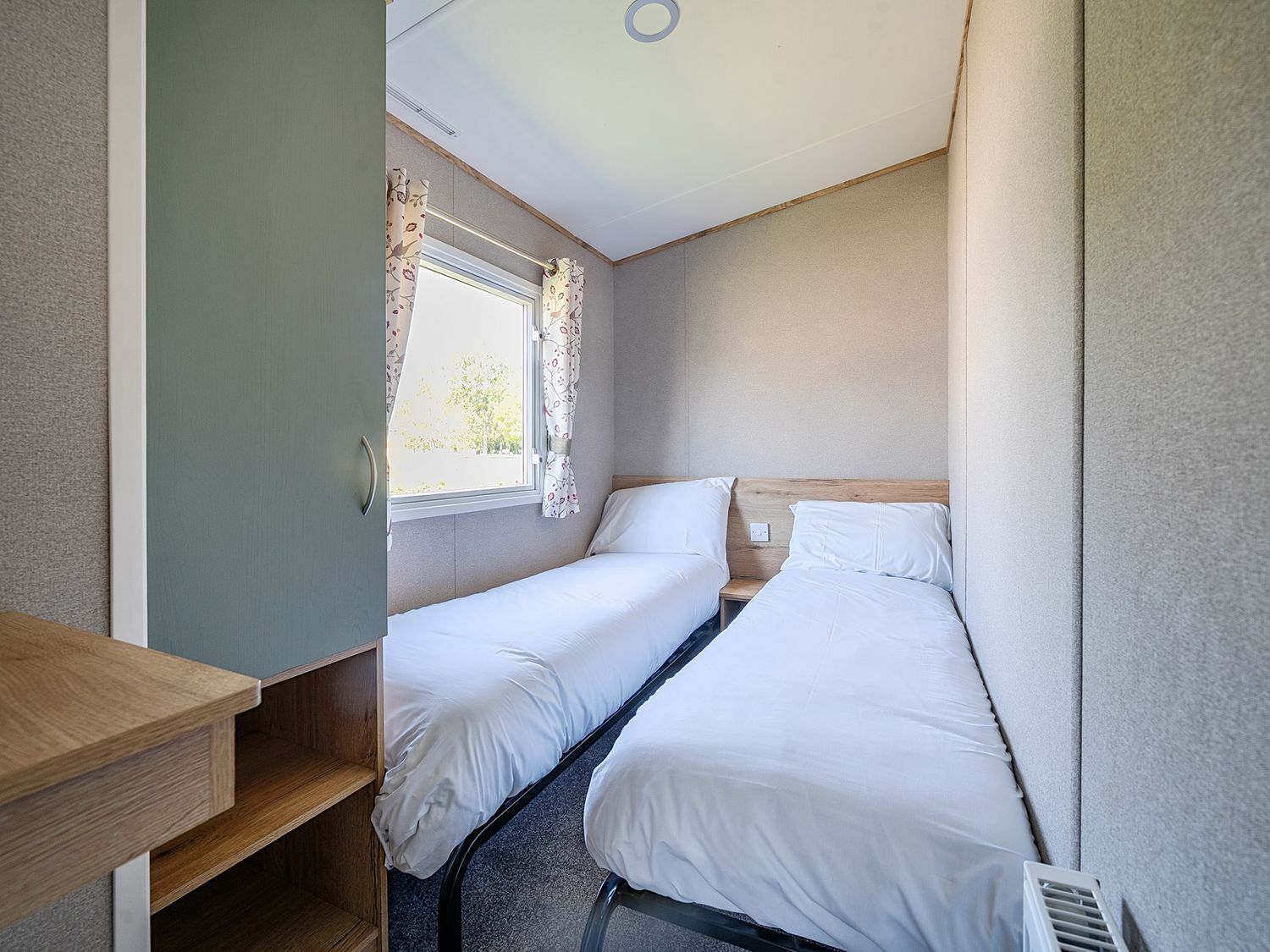 2 bedrooms, individually decorated, individually furnished, free WiFi