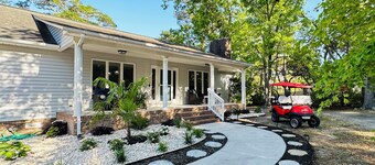 Private Home in heart of OKI with golf cart, Tiki, Above ground salt water pool