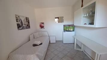 1 quarto, ferros/tábuas de passar roupa, Wi-Fi, roupa de cama