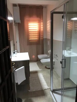 Superior Apartment, Balcony, Sea View | Bathroom - B&B Altamarea (Gizzeria)