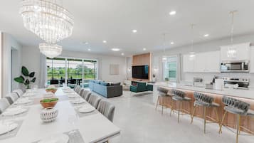 Nhà | 8 phòng ngủ