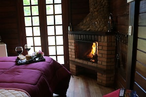 Standard Chalet, 1 Queen Bed, Pets Allowed, Garden View | Free WiFi - Pousada Jardim da Luz (Resende)