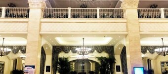 Yantai Lantian Hotel (Fisherman's Wharf Scenic)